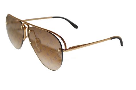 Products by Louis Vuitton: Grease Sunglasses.